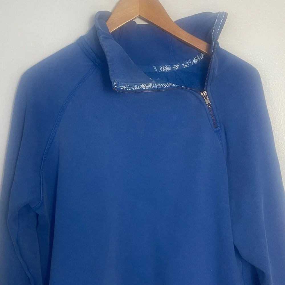 We the Free Sweatshirt Size M